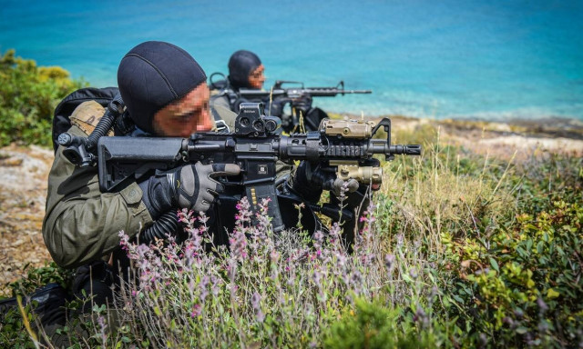 Ένοπλες Δυνάμεις: Μήνας - «φωτιά» με μπαράζ ασκήσεων – Με το δάχτυλο στη σκανδάλη οι κομάντο της ΔΕΠ