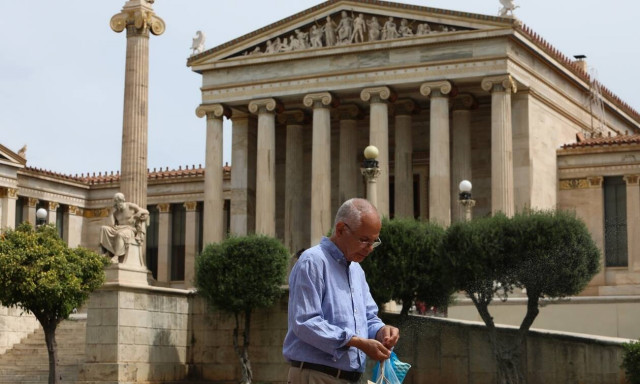 Κορονοϊός: Τι λένε οι ειδικοί για την άρση των μέτρων - «Τώρα τίθεται το θέμα της ατομικής ευθύνης»