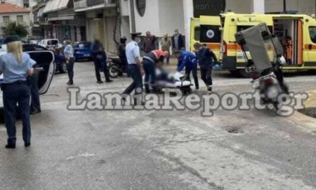 Λαμία: Τροχαίο με ντελιβερά σε διασταύρωση