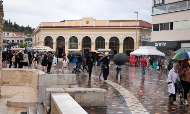 Κρούσματα σήμερα: 2.665 νέα ανακοίνωσε ο ΕΟΔΥ - 30 θάνατοι και 235 διασωληνωμένοι