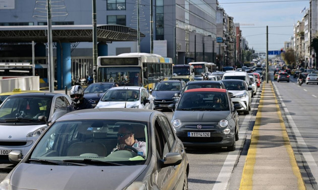 Κίνηση: Απελπισία στον Κηφισό - Ποιους δρόμους να αποφύγετε