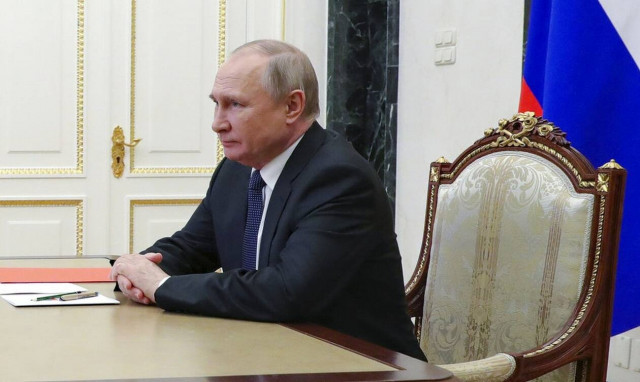 Πόλεμος στην Ουκρανία: Κυρώσεις κατά της Δύσης υπέγραψε ο Βλαντίμιρ Πούτιν