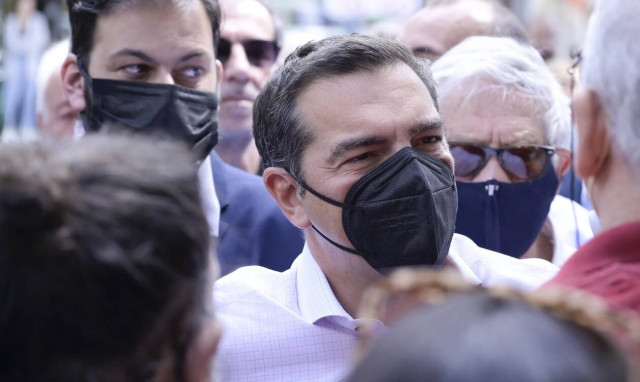 Tsipras: Gov't should not handle EU Recovery Funds without parliamentary oversight
