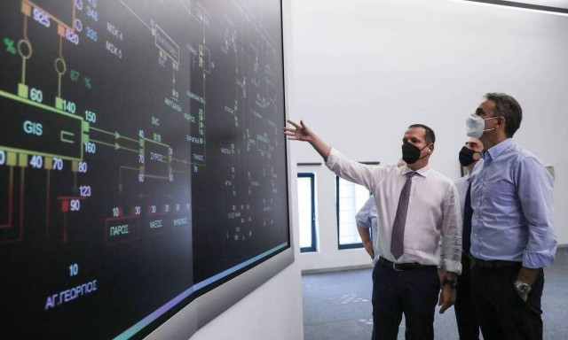 Greek government ready to announce plan against power price hikes