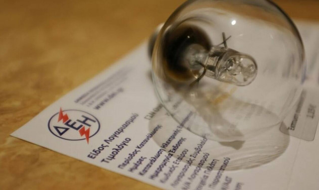 ΣΥΡΙΖΑ: Αναμονή για τις κυβερνητικές εξαγγελίες, στην επίθεση για την αργοπορία