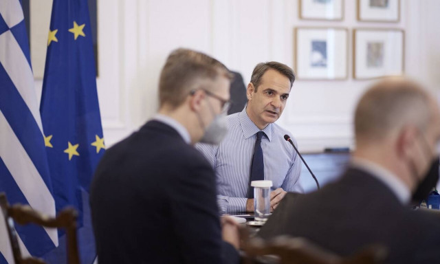 «Ψαλίδι» στους λογαριασμούς ρεύματος - To σχέδιο της κυβέρνησης