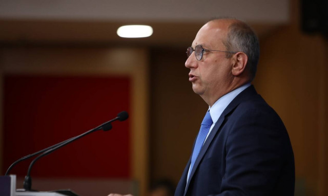 Οικονόμου: Ο κ. Τσίπρας χάνει το έδαφος κάτω από τα πόδια του