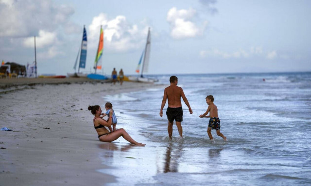 Κούβα: Η αμερικανική πρεσβεία στην Αβάνα ξεκίνησε εκ νέου τη χορήγηση βίζας μετά από τέσσερα χρόνια