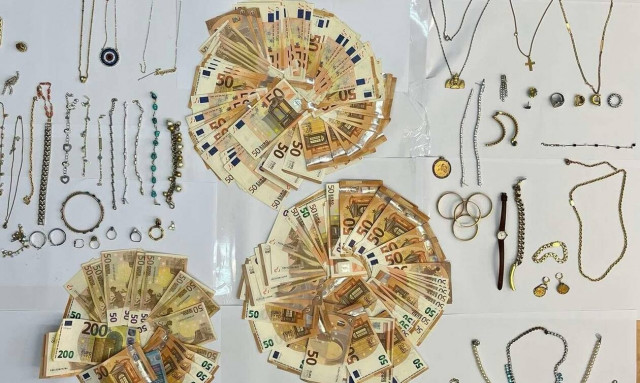 Εξαρθρώθηκε εγκληματική οργάνωση που διέπραττε συστηματικά κλοπές σε βάρος ηλικιωμένων