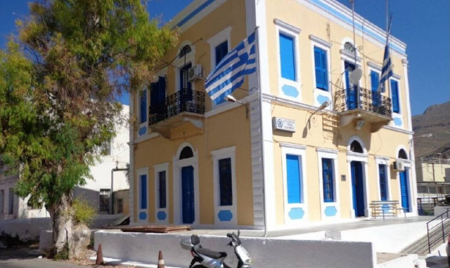 Κάλυμνος: 19χρονη πήγε να καταγγείλει βιασμό και την απέτρεψαν αστυνομικοί