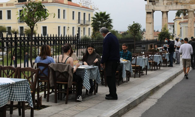 Ηλεκτρικό ρεύμα: Τα τρία στάδια που θα μειώσουν ως και 80% την επιβάρυνση – Τα «κλειδιά» για τα €600