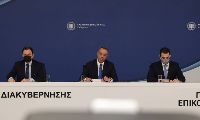 Νέα μέτρα για το ρεύμα: Live η εξειδίκευση από τους αρμόδιους υπουργούς