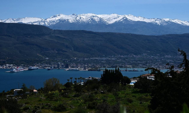 Κρήτη: Εντυπωσιακές δορυφορικές εικόνες χιονιού Μάιο μήνα από Ψηλορείτη και Λευκά Όρη