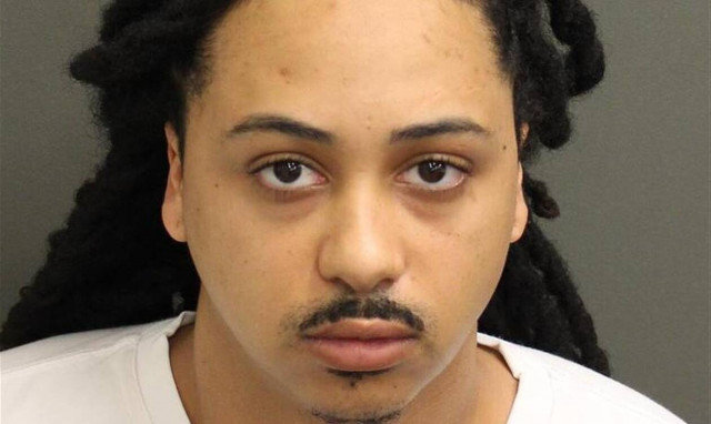 Αυτός είναι ο δολοφόνος τον Άντριαν Πέιν - Εικόνες από τον τόπο του εγκλήματος