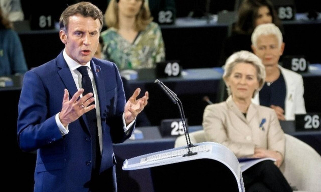 Μακρόν: «Στόχος είναι να τελειώσει άμεσα ο πόλεμος - Στεκόμαστε στο πλευρό της Ουκρανίας»