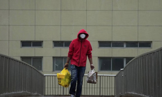 Κορονοϊός: Εφιάλτης δίχως τέλος στη Σανγκάη - Σκληραίνουν και άλλο τα μέτρα