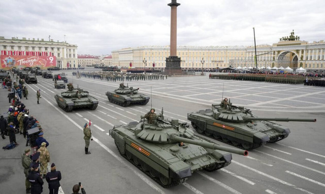 Στρατιωτικά οχήματα