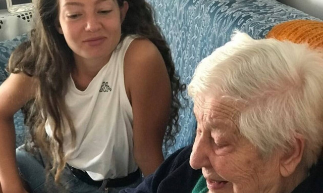 Eurovision 2022: Η αιωνόβια γιαγιά της Αμάντας Γεωργιάδη στέλνει συγκινητικές ευχές στην εγγονή της