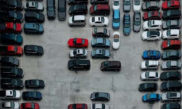 Οι διαδικτυακές πωλήσεις μεταχειρισμένων αυτοκινήτων αρχίζουν να γνωρίζουν μεγάλη άνοδο στην Ευρώπη