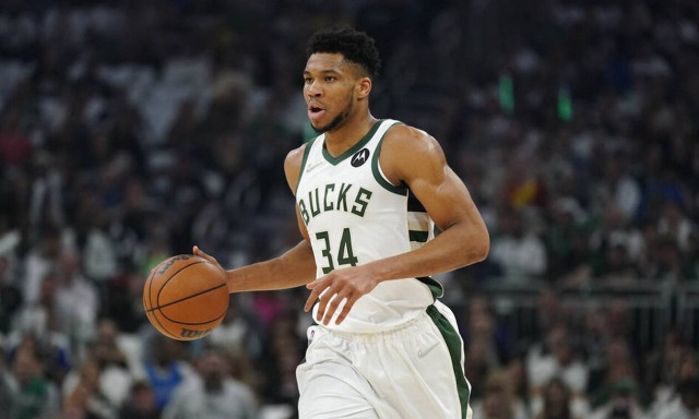 NBA: Επική ανατροπή στο τέλος και νίκη των Μπακς (110-107) επί των Σέλτικς με 40αρα Αντετοκουνμπο