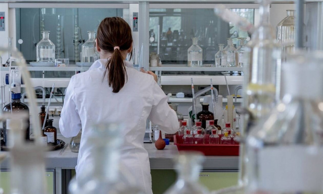 Τρία πιθανά κρούσματα οξείας ηπατίτιδας σε παιδιά στην Ελλάδα