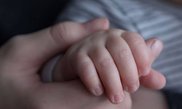 Θεσσαλονίκη: Οι πιθανές αιτίες θανάτου της 3χρονης και του 7χρονου - Τι εξετάζεται (vids)