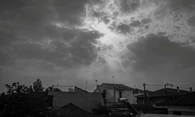 Άστατος ο καιρός το Σαββατοκύριακο - Σε ποιες περιοχές θα βρέξει