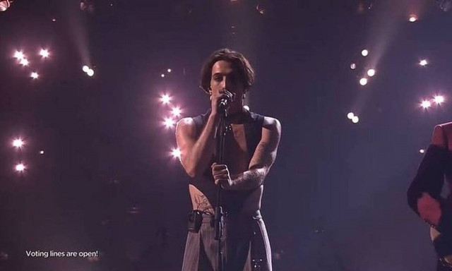 Eurovision 2022: Οι Måneskin ανέβηκαν ξανά στη σκηνή και παρουσίασαν το νέο τους τραγούδι