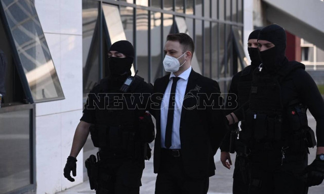 Γλυκά Νερά: Σήμερα κρίνεται η τύχη του Μπάμπη Αναγνωστόπουλου - Ποια είναι η διαδικασία