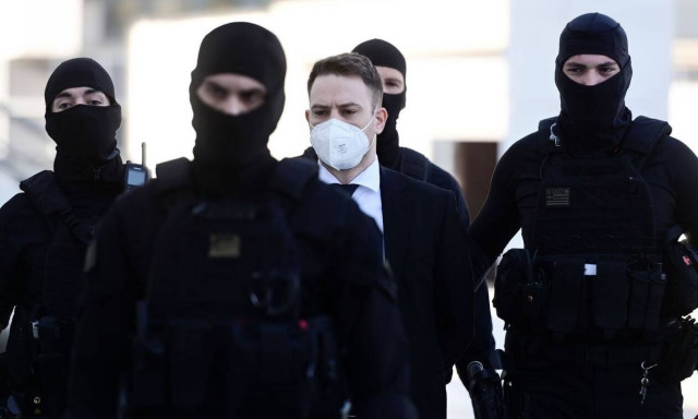 Δίκη για Γλυκά Νερά: Ισόβια και 11,5 έτη κάθειρξη η απόφαση για τον Μπάμπη Αναγνωστόπουλο