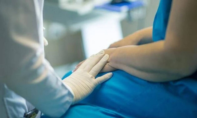 Χανιά: Στο Νοσοκομείο 27χρονη – Τραυματίστηκε από πτώση τμήματος μπαλκονιού