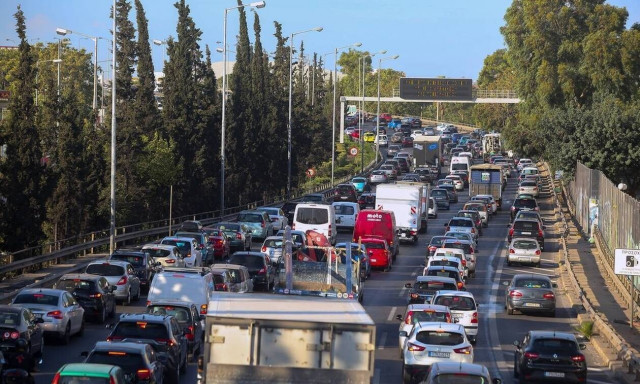 Κίνηση τώρα: Μεγάλη ταλαιπωρία στον Κηφισό - Σε ποιους άλλους δρόμους υπάρχουν καθυστερήσεις