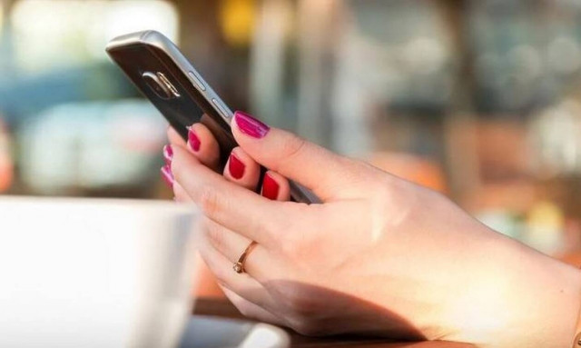 MyΔΥΠΑapp: Στο κινητό 40 υπηρεσίες του ΟΑΕΔ - Τι μπορείτε να κάνετε με λίγα «κλικ»