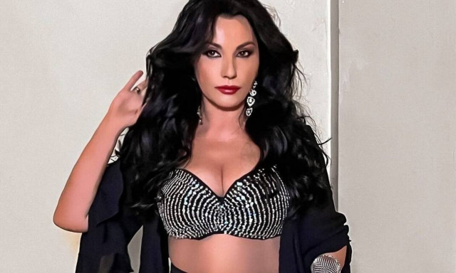 Πόπη Μαλλιωτάκη: Η συνάντησή της με την Αγγελική Ηλιάδη - Της έδωσε το μικρόφωνο και έγινε χαμός