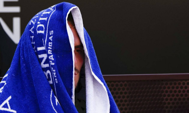 Στέφανος Τσιτσιπάς: Διακοπές στην Ελλάδα πριν από το Roland Garros (photo)