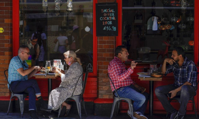 Βρετανία: Ένας στους τέσσερις πολίτες παραλείπει γεύματα, λόγω της ακρίβειας