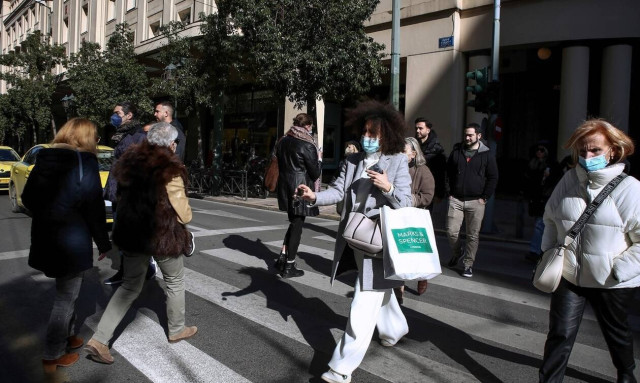 Face masks mandate lifted from June 1 to September 15, says Health Minister Plevris