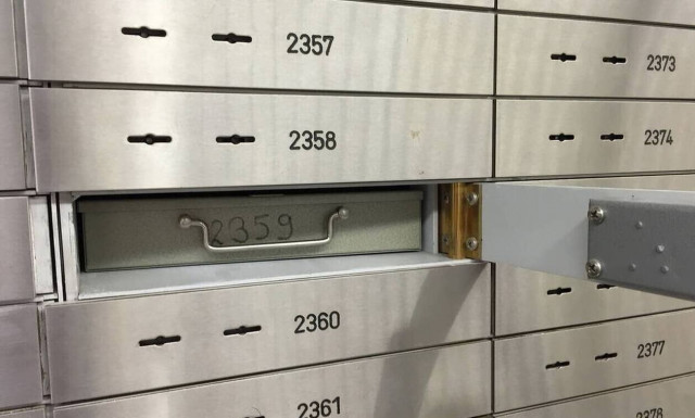 Θεσσαλονίκη: Απαλλαγή για 4 τραπεζικούς υπάλληλους που κατηγορούνταν για υπεξαίρεση από θυρίδα