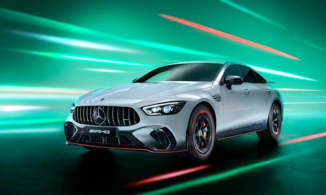 H επετειακή Mercedes-AMG GT 63 S E «F1 Edition»