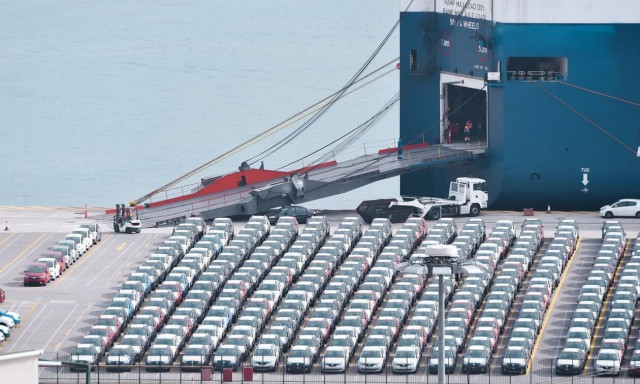 Συνεχίζεται η πτώση των πωλήσεων καινούργιων αυτοκίνητων στην ΕΕ