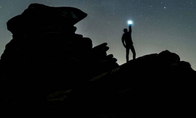 Νέο «χτύπημα» από ταξιδιώτη του χρόνου: «Στις 12/10 η Ευρώπη θα χτυπηθεί από φονικούς μετεωρίτες»