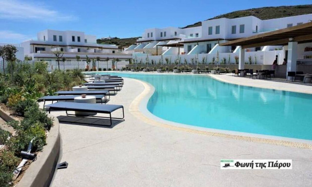 Parocks Luxury Hotel Spa: Εγκαίνια για το 5άστερο ξενοδοχείο Σμπώκου – Πρίτσα στην Πάρο