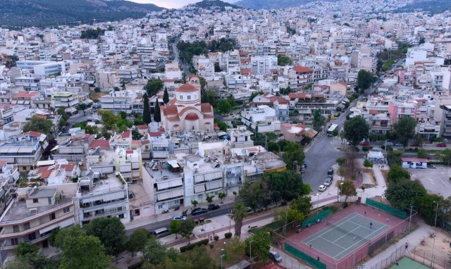 Ο συντελεστής φορολόγησης του Ειδικού Φόρου επί των Ακινήτων είναι 15% επί της αξίας των ακινήτων