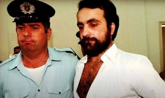 Σαν σήμερα: Ο Σεχίδης τεμάχιζε την οικογένειά του ακούγοντας Τσαϊκόφσκι