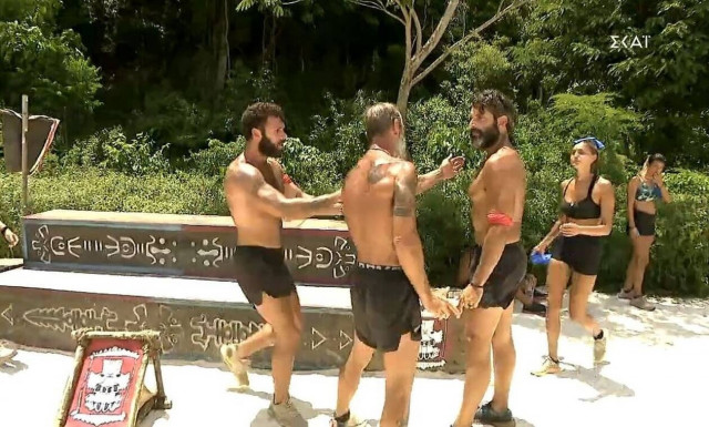 Survivor: Χτύπησε ή όχι την Βρισηίδα ο Τάκης; (video)