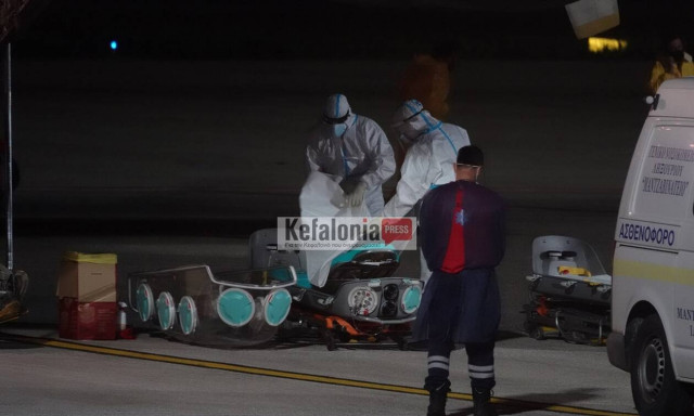 Ευλογιά των πιθήκων: Με κάψουλες αρνητικής πίεσης η αεροδιακομιδή των δυο ύποπτων κρουσμάτων