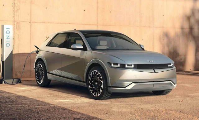 Οι Ευρωπαίοι αγοράζουν ηλεκτρικά;