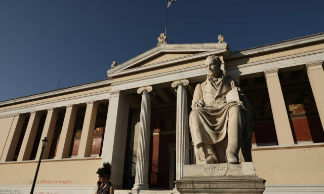 Η πάλη του Φωτός με το Σκοτάδι στη σύγχρονη Ελλάδα του 21ου αιώνα