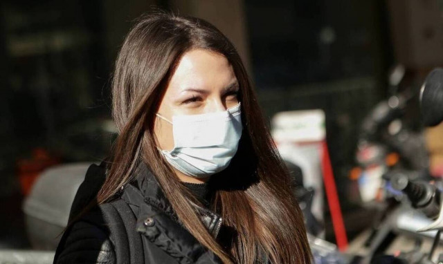 Θεσσαλονίκη: Η εισαγγελέας «βλέπει» τροχαίο στους μώλωπες των ποδιών της Γεωργίας Μπίκα