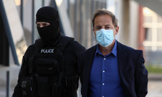 Κατάθεση φωτιά στην δίκη Λιγνάδη: «Ήταν γυμνός και όρμησε κατά πάνω μας»